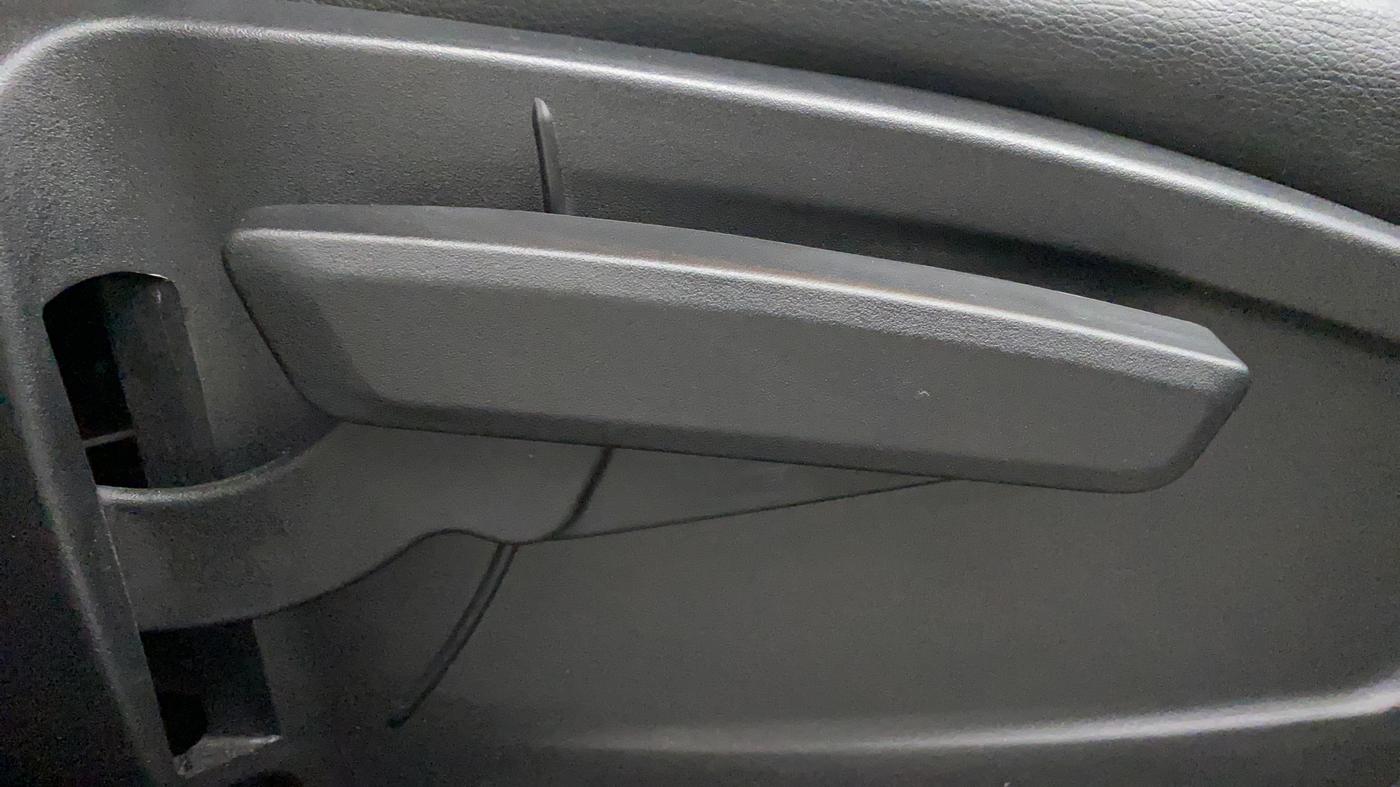 2023 Tata PUNCH ACCOMPLISHED AMT, Petrol, Automatic, 12,619 km, Driver Side Adjustment Panel