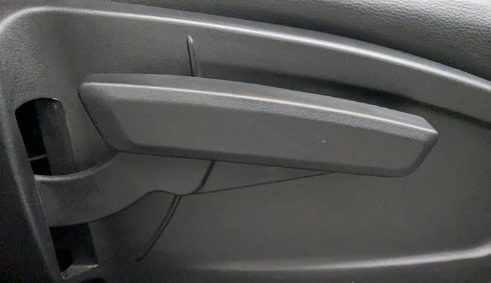 2023 Tata PUNCH ACCOMPLISHED AMT, Petrol, Automatic, 12,619 km, Driver Side Adjustment Panel