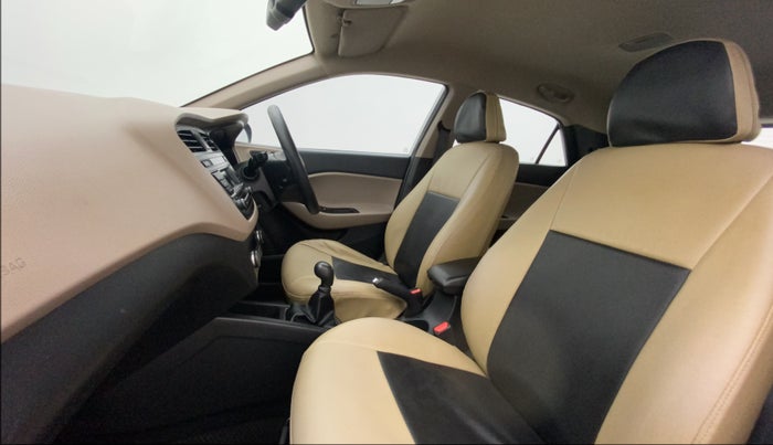 2016 Hyundai Elite i20 SPORTZ 1.2, Petrol, Manual, 44,640 km, Right Side Front Door Cabin