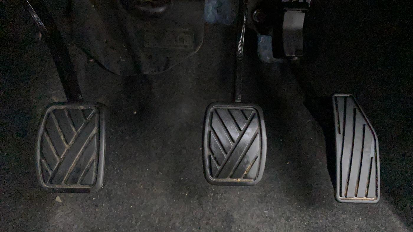 2021 Maruti Swift VXI D, Petrol, Manual, 45,335 km, Pedals