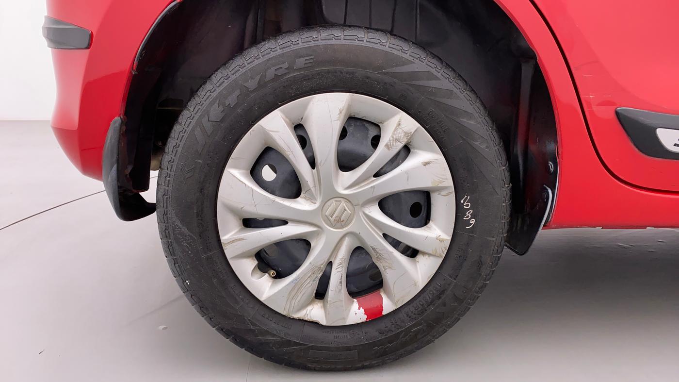 2021 Maruti Swift VXI D, Petrol, Manual, 45,335 km, Right Rear Wheel