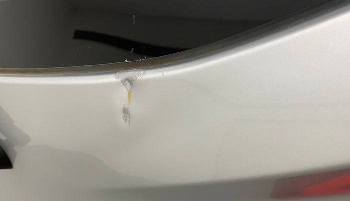 2016 Mahindra Kuv100 K6 PLUS D 6 STR, Diesel, Manual, 58,576 km, Dicky (Boot door) - Slightly dented