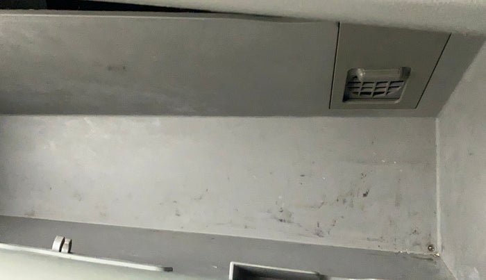 2016 Mahindra Kuv100 K6 PLUS D 6 STR, Diesel, Manual, 58,576 km, Cooled Glove Box