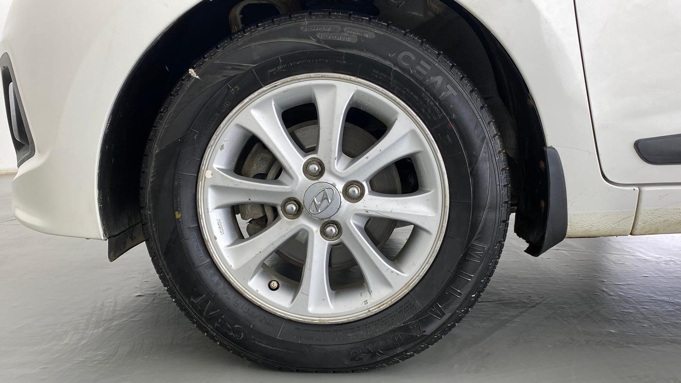 2015 Hyundai Grand i10 ASTA AT 1.2 KAPPA VTVT, Petrol, Automatic, 60,398 km, Left Front Wheel