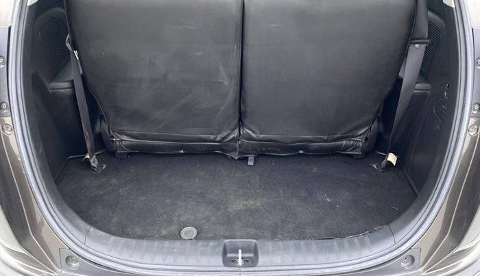 2018 Honda BR-V 1.5L I-VTEC S, Petrol, Manual, 15,662 km, Boot Inside