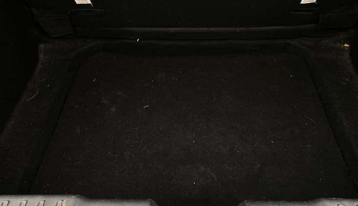 2023 Tata ALTROZ XZ PETROL, Petrol, Manual, 20,204 km, Boot Inside