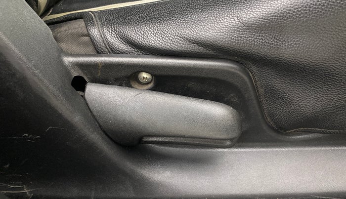 2015 Maruti Swift VDI, Diesel, Manual, 1,08,906 km, Driver Side Adjustment Panel