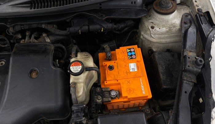 2015 Maruti Swift VDI, Diesel, Manual, 1,08,906 km, Engine View - Left