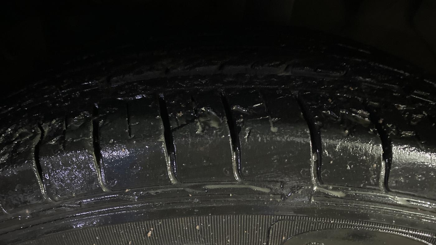 2020 MG HECTOR SHARP 1.5 DCT PETROL, Petrol, Automatic, 36,100 km, Left Front Tyre Tread