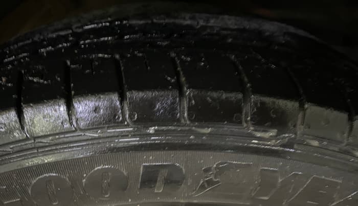 2020 MG HECTOR SHARP 1.5 DCT PETROL, Petrol, Automatic, 36,054 km, Right Front Tyre Tread