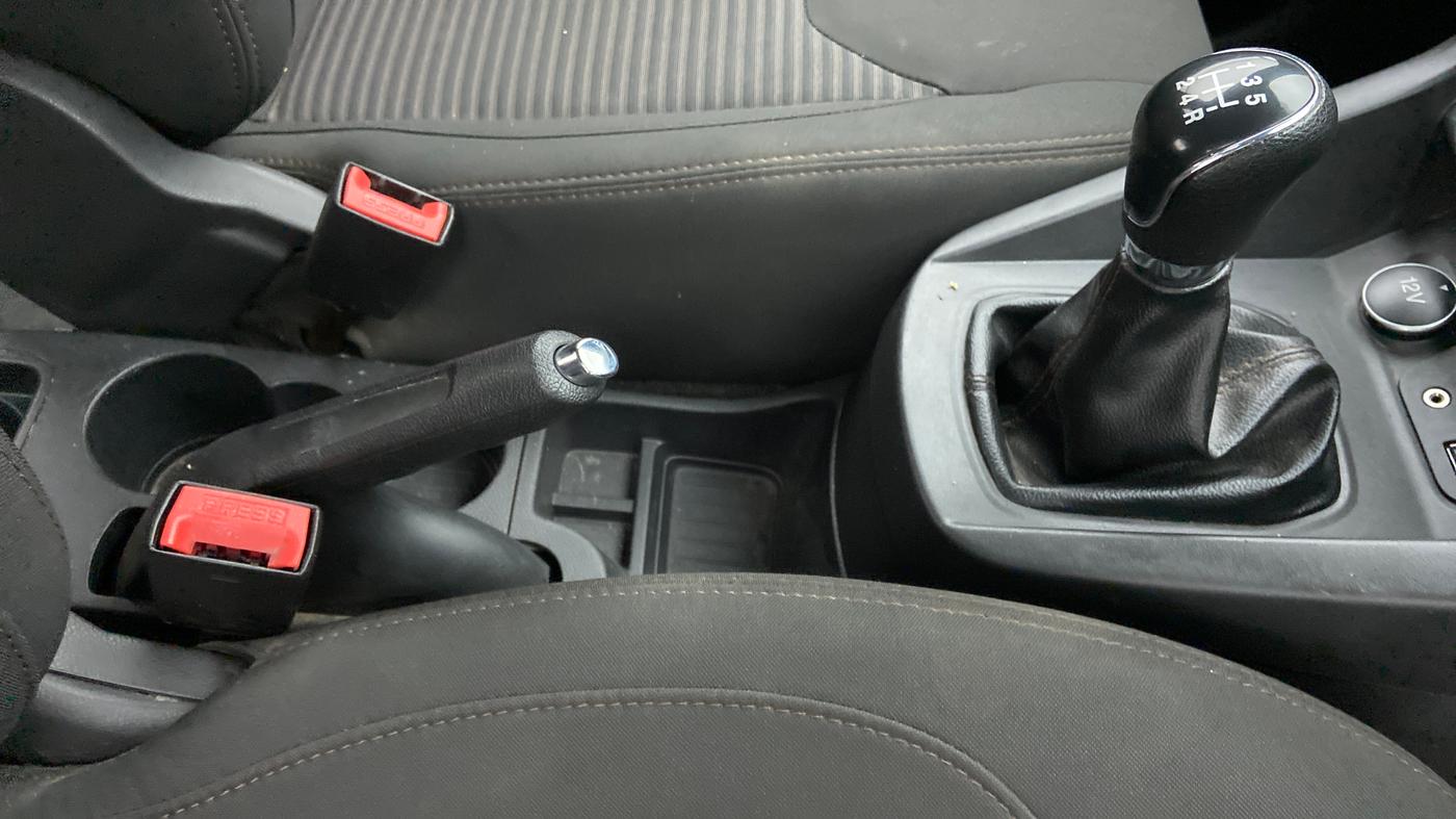 2018 Ford FREESTYLE TREND 1.2 PETROL, Petrol, Manual, 48,398 km, Gear Lever