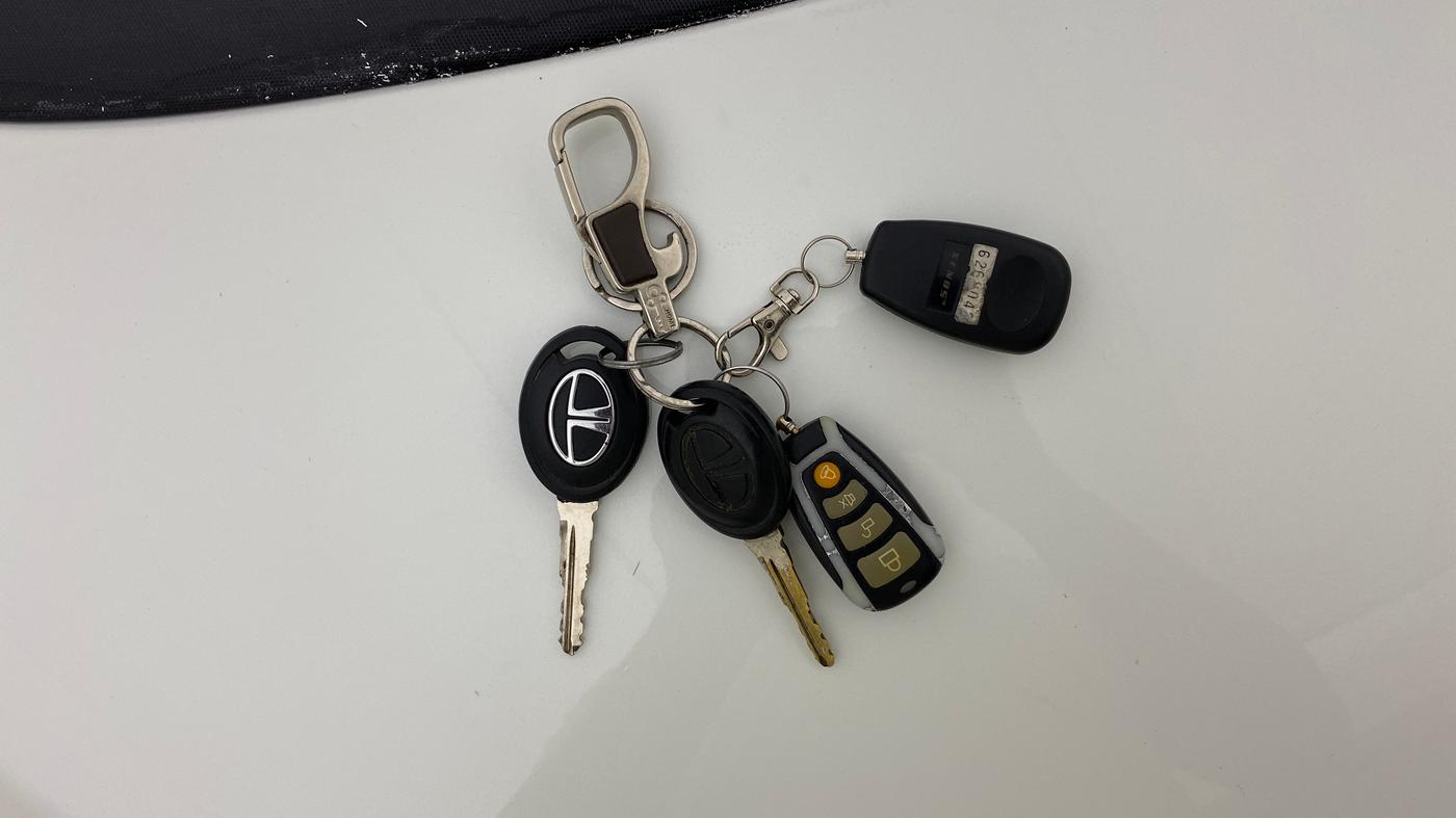 2017 Tata Tiago XE DIESEL, Diesel, Manual, 86,763 km, Key Close Up