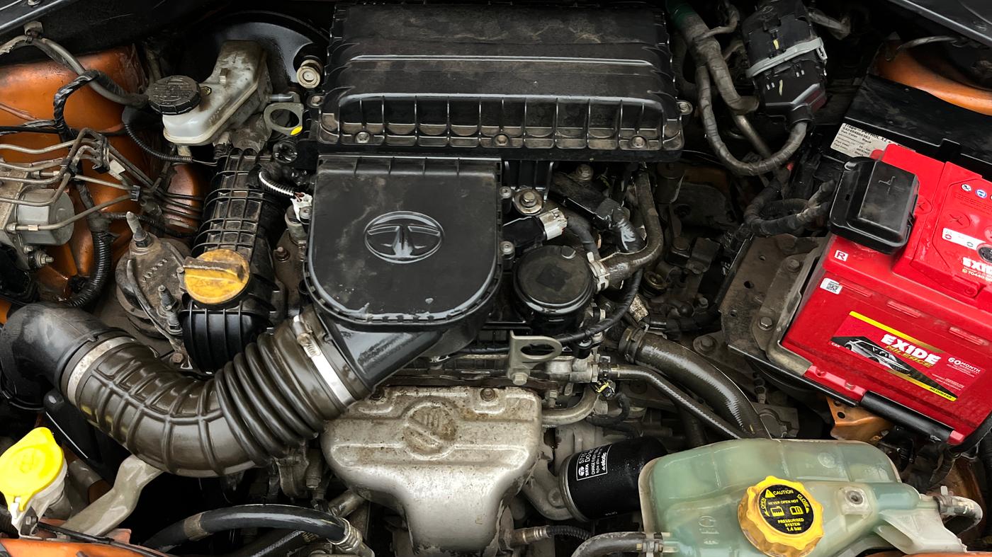 2019 Tata Tiago XZ PLUS PETROL, Petrol, Manual, 66,433 km, Engine View