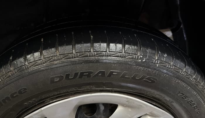 2021 Hyundai AURA S 1.2 CNG, CNG, Manual, 1,15,695 km, Left Rear Tyre Tread