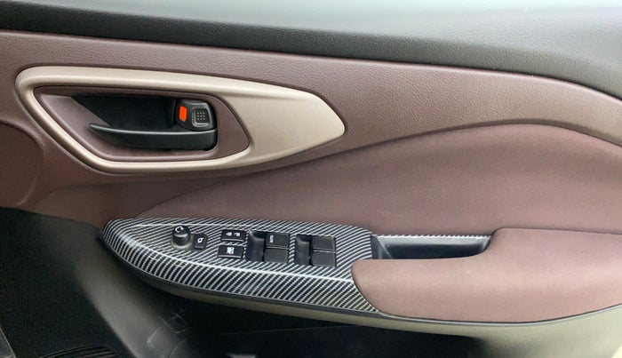 2023 Maruti FRONX DELTA PLUS 1.2MT, Petrol, Manual, 13,216 km, Driver Side Door Panels Control