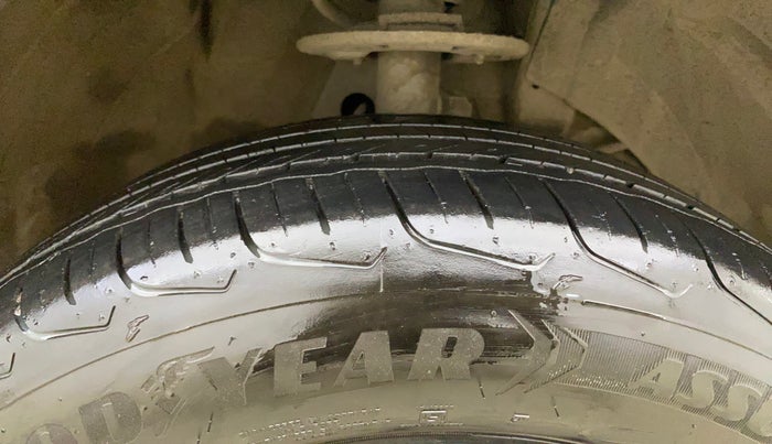 2023 Maruti FRONX DELTA PLUS 1.2MT, Petrol, Manual, 13,216 km, Right Front Tyre Tread