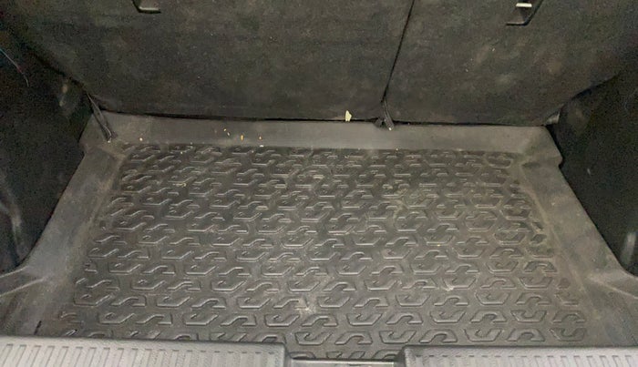 2023 Maruti FRONX DELTA PLUS 1.2MT, Petrol, Manual, 13,216 km, Boot Inside