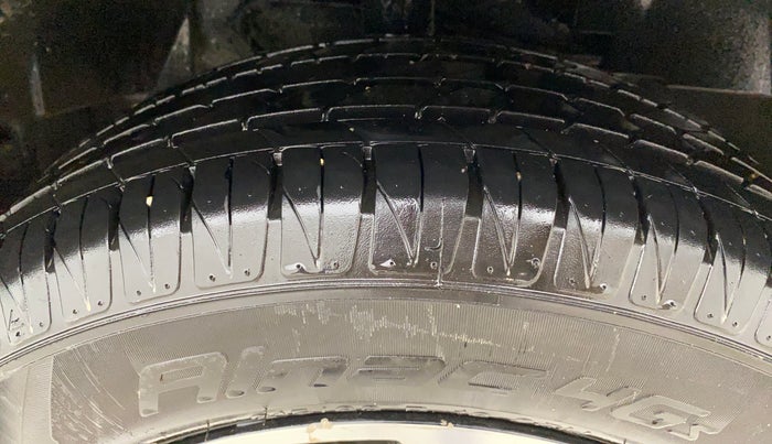 2018 Tata NEXON XZ PLUS PETROL, Petrol, Manual, 86,344 km, Right Front Tyre Tread