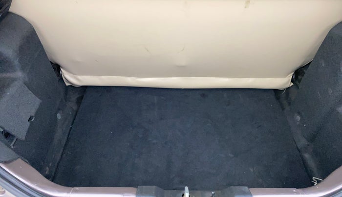 2016 Tata Tiago XT PETROL, Petrol, Manual, 25,136 km, Boot Inside