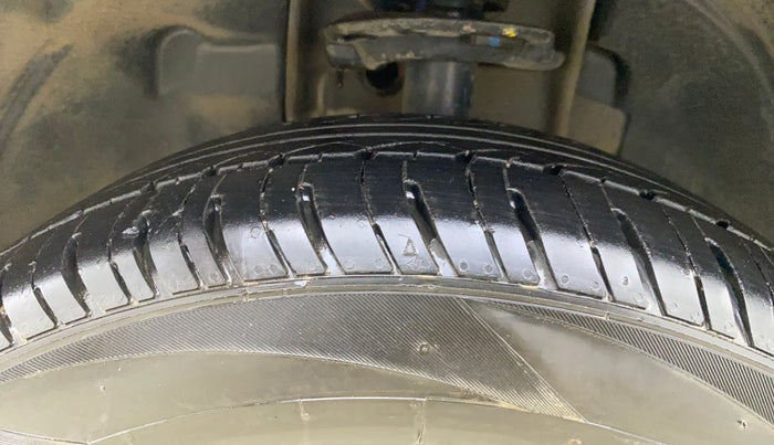 2016 Tata Tiago XT PETROL, Petrol, Manual, 25,136 km, Left Front Tyre Tread