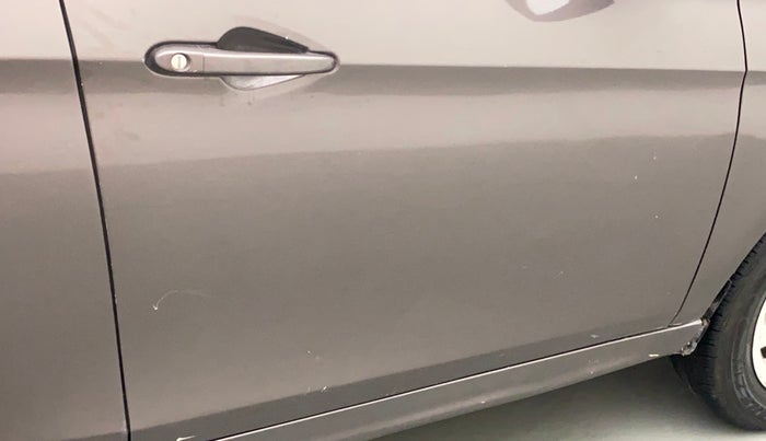 2018 Tata Tiago XZ PETROL, CNG, Manual, 82,257 km, Driver-side door - Minor scratches