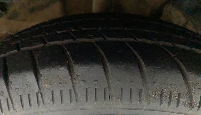 2018 Tata Tiago XZ PETROL, CNG, Manual, 82,257 km, Right Rear Tyre Tread