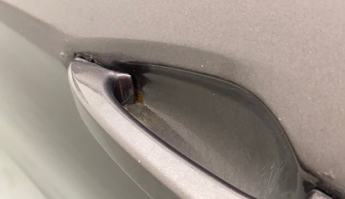 2018 Tata Tiago XZ PETROL, CNG, Manual, 82,257 km, Front passenger door - Slight discoloration