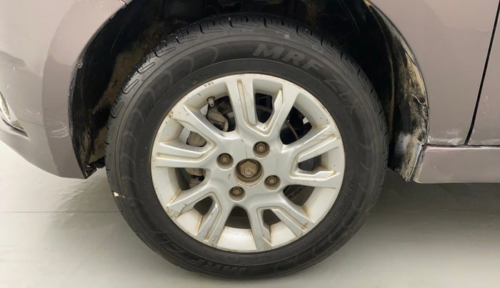 2018 Tata Tiago XZ PETROL, CNG, Manual, 82,257 km, Left Front Wheel
