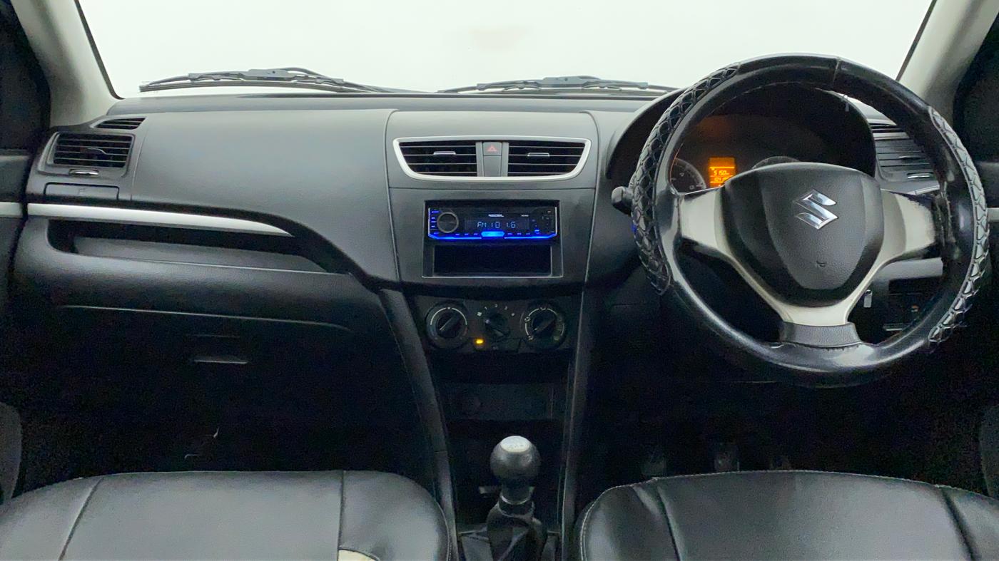2013 Maruti Swift VDI, Diesel, Manual, 1,04,175 km, Dashboard View
