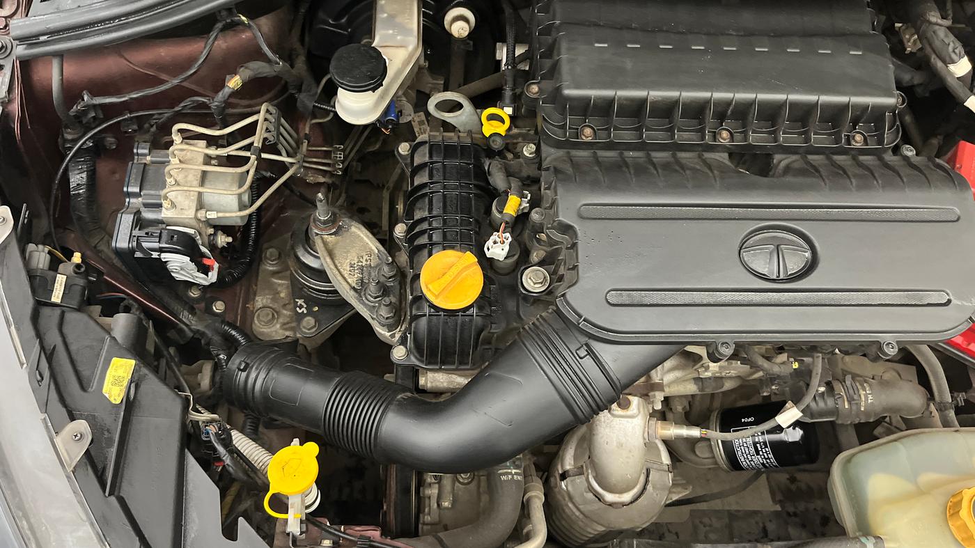 2022 Tata TIGOR XZ PLUS CNG, CNG, Manual, 29,057 km, Engine View - Right