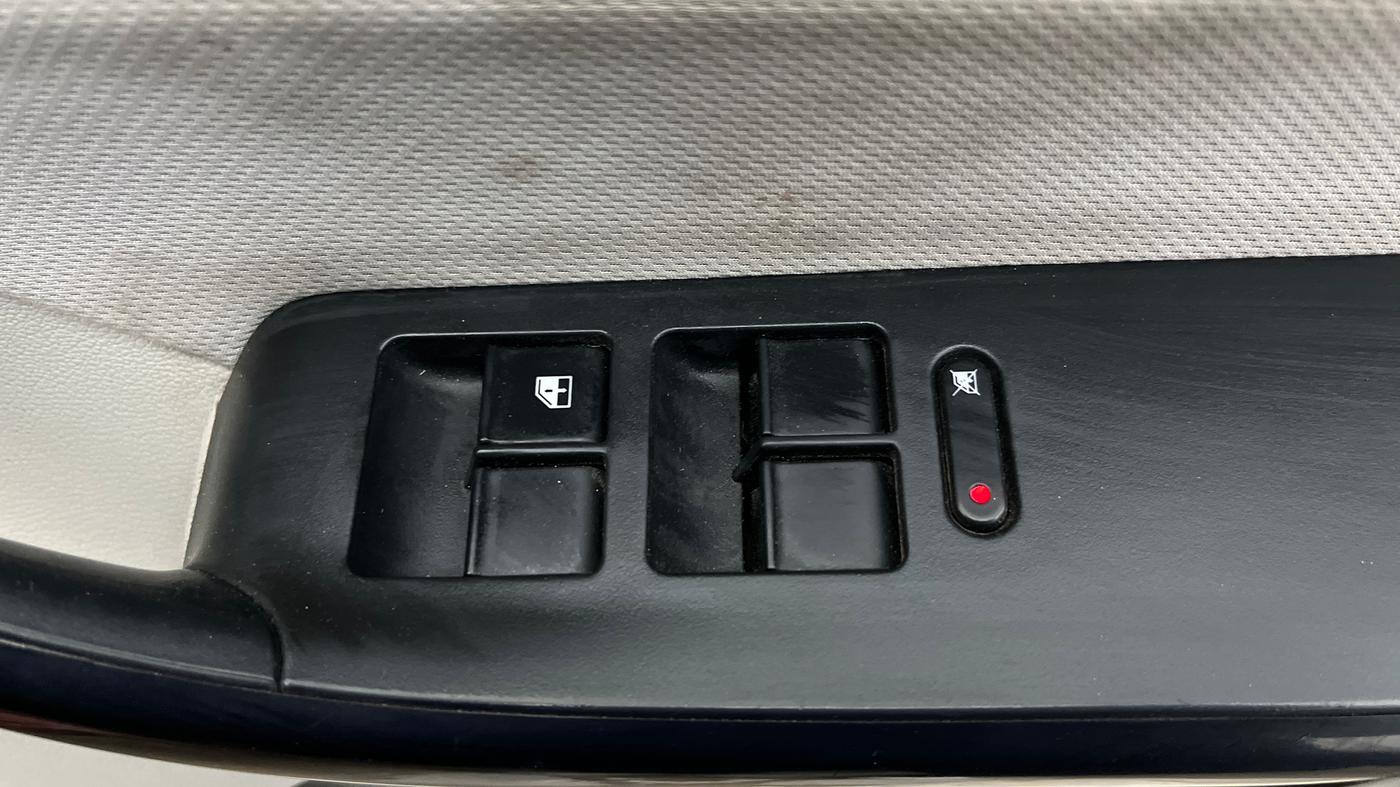 2022 Tata TIGOR XZ PLUS CNG, CNG, Manual, 29,057 km, Driver Side Door Panels Control