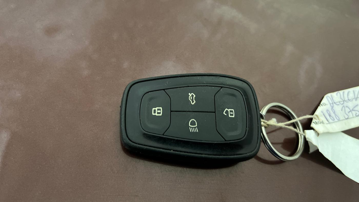 2022 Tata TIGOR XZ PLUS CNG, CNG, Manual, 29,057 km, Key Close Up