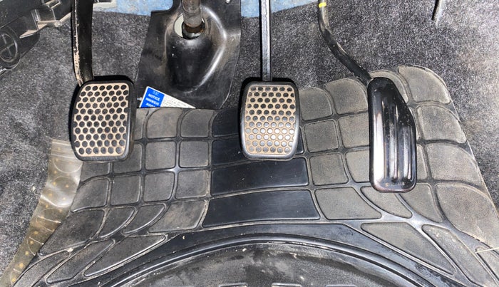 2015 Maruti Alto 800 LXI, Petrol, Manual, 25,994 km, Pedals