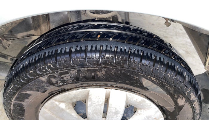 2015 Maruti Alto 800 LXI, Petrol, Manual, 25,994 km, Left Rear Tyre Tread