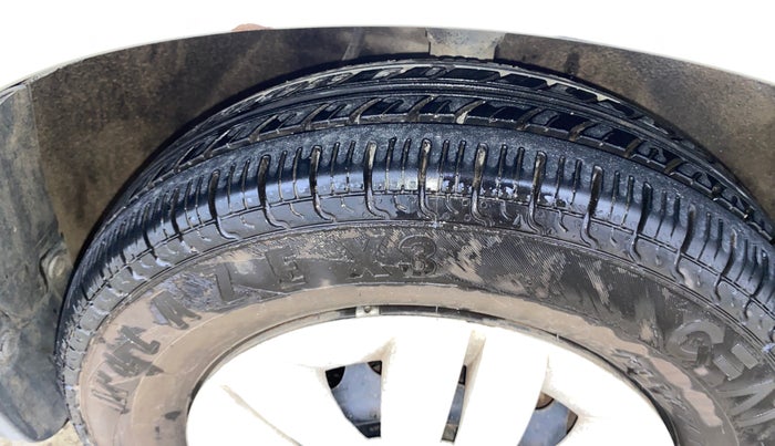 2015 Maruti Alto 800 LXI, Petrol, Manual, 25,994 km, Right Front Tyre Tread