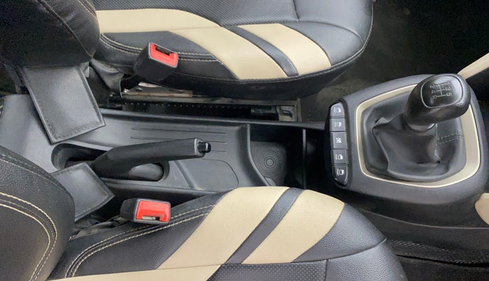 2018 Hyundai NEW SANTRO SPORTZ MT, Petrol, Manual, 44,753 km, Gear Lever