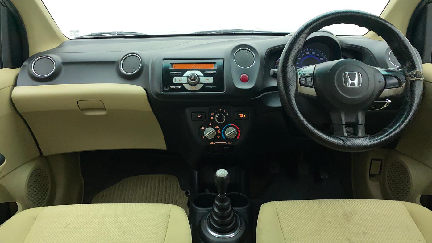 2015 Honda Brio 1.2 S MT I VTEC, Petrol, Manual, 52,444 km, Dashboard