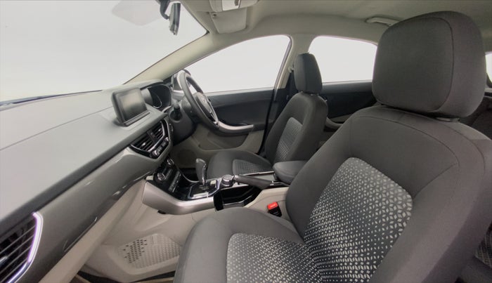 2018 Tata NEXON XZA+ 1.5 Dual Tone, Diesel, Automatic, 58,988 km, Right Side Front Door Cabin