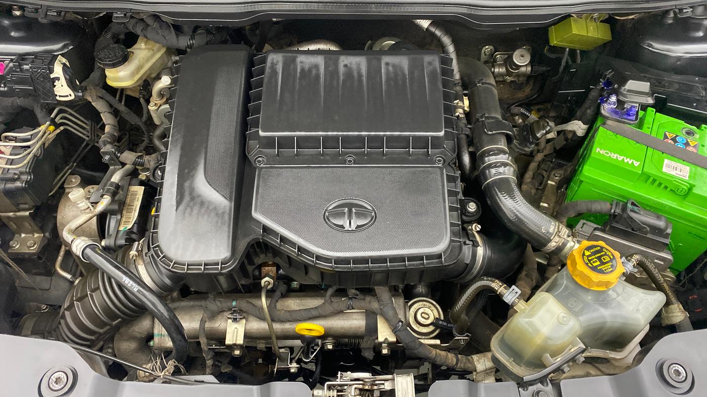2018 Tata NEXON XZA+ 1.5 Dual Tone, Diesel, Automatic, 58,988 km, Open Bonet