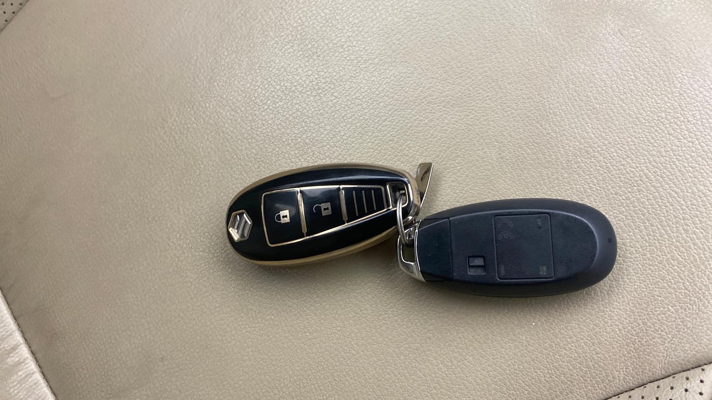 2020 Maruti Ciaz ALPHA 1.5 SHVS PETROL, Petrol, Manual, 64,231 km, Key Close Up
