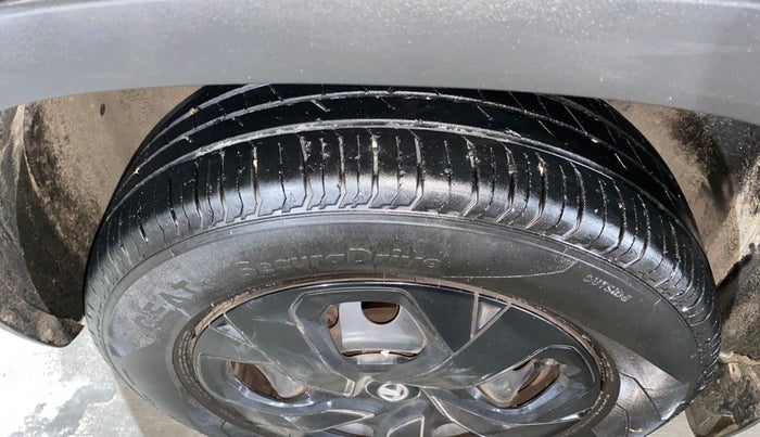 2023 Tata PUNCH ADVENTURE RHYTHM CAMO EDITION AMT, Petrol, Automatic, 18,260 km, Left Front Tyre Tread