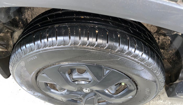 2023 Tata PUNCH ADVENTURE RHYTHM CAMO EDITION AMT, Petrol, Automatic, 18,260 km, Right Rear Tyre Tread