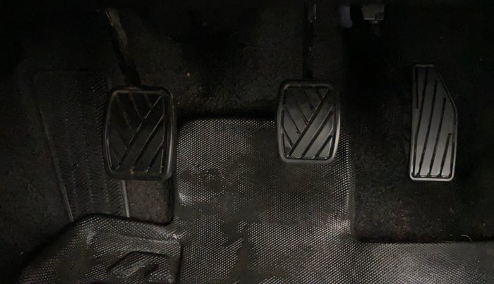 2024 Maruti FRONX DELTA PLUS 1.0 TURBO MT, Petrol, Manual, 19,999 km, Pedals