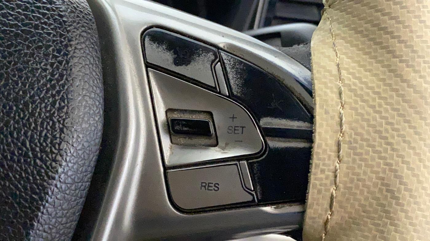 2019 Mahindra XUV300 W8 (O) 1.2 PETROL, Petrol, Manual, 64,376 km, Adaptive Cruise Control