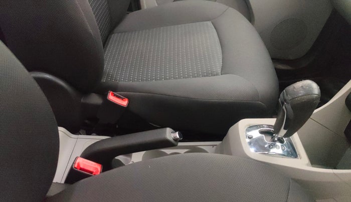 2018 Tata Tiago XZA PETROL, Petrol, Automatic, 23,052 km, Gear Lever