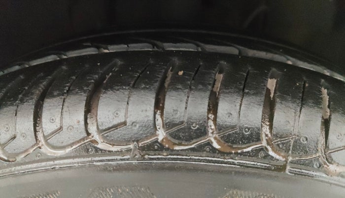 2018 Tata Tiago XZA PETROL, Petrol, Automatic, 23,052 km, Right Front Tyre Tread