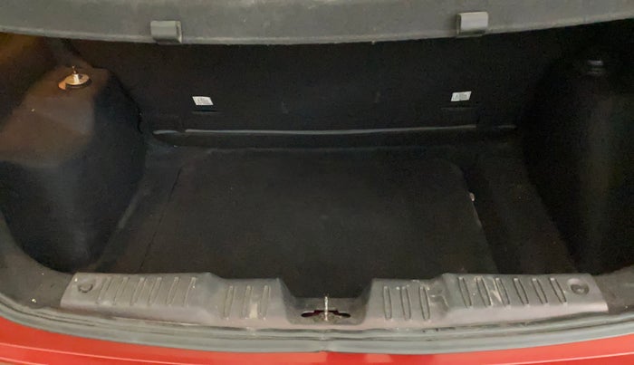 2020 Tata ALTROZ XZ PETROL, Petrol, Manual, 43,628 km, Boot Inside