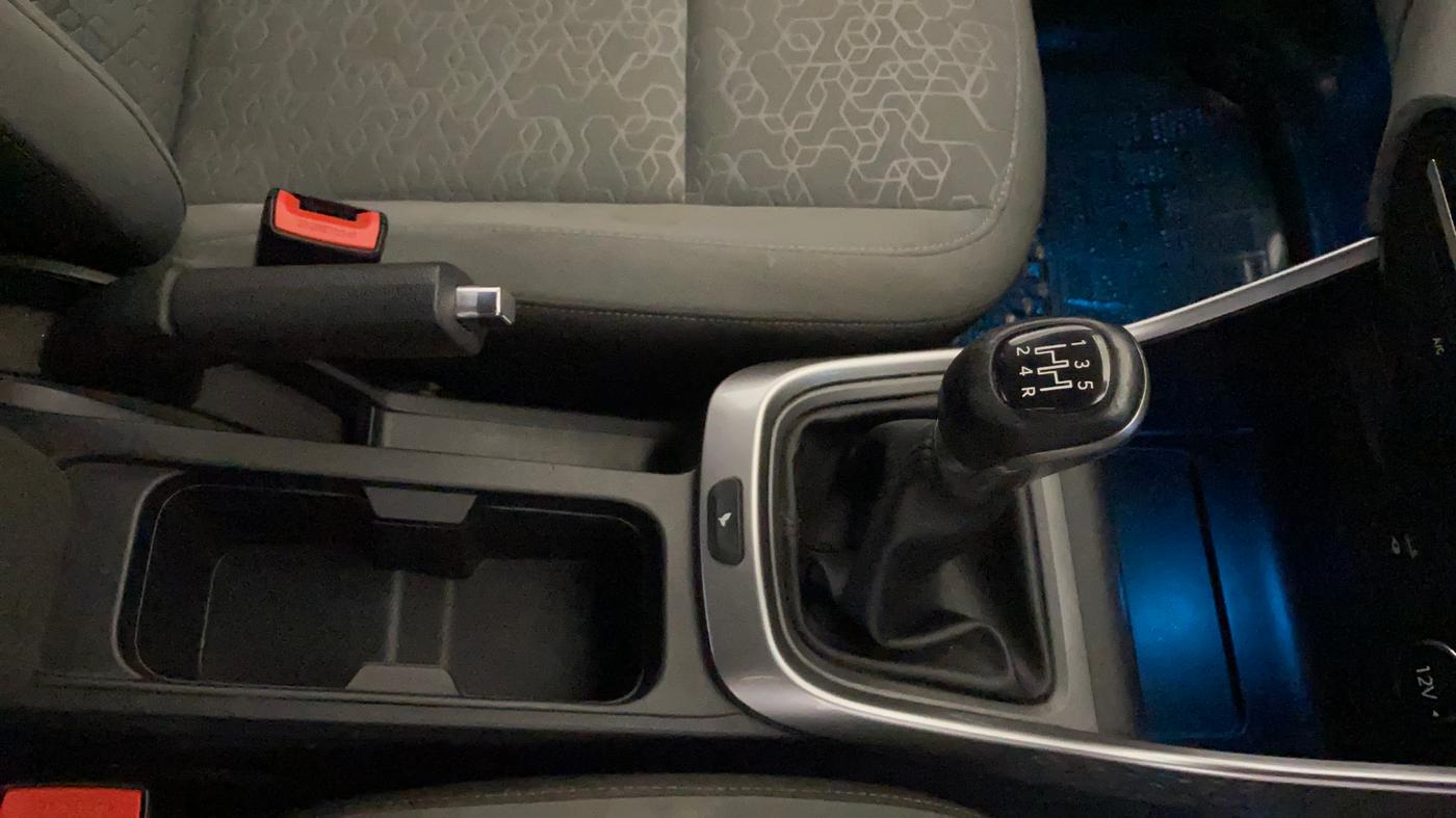2020 Tata ALTROZ XZ PETROL, Petrol, Manual, 43,628 km, Gear Lever