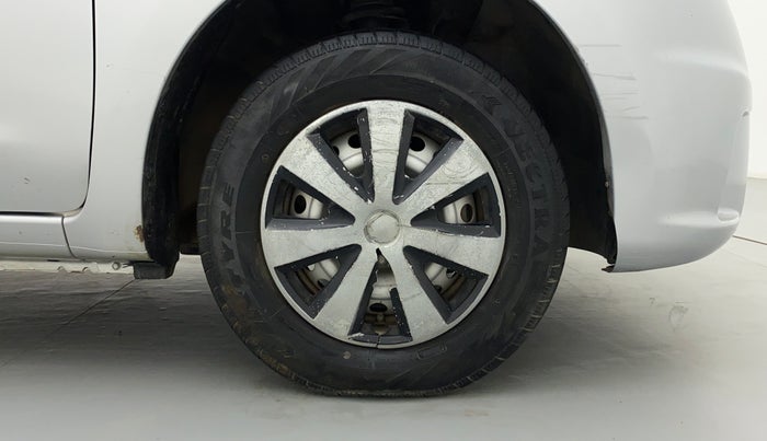 2016 Nissan Micra Active XL, Petrol, Manual, 38,310 km, Right Front Wheel