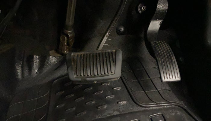 2016 Hyundai Grand i10 MAGNA AT 1.2 KAPPA VTVT, Petrol, Automatic, 1,44,697 km, Pedals